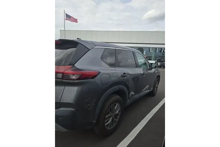 $18544 : Nissan Rogue 2023 S 4dr Cros image 7