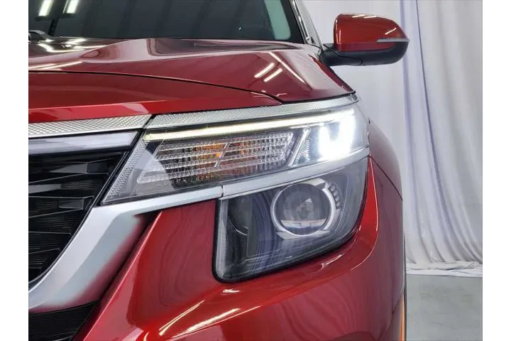 $22490 : Kia Seltos 2023 AWD S 4dr SU image 5