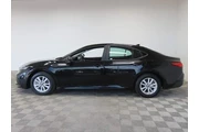 $26269 : Toyota Camry 2025 LE 4dr Sed thumbnail