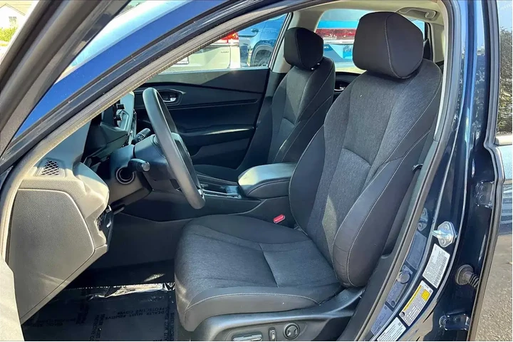 $25988 : Honda Accord 2023 EX 4dr Sed image 8