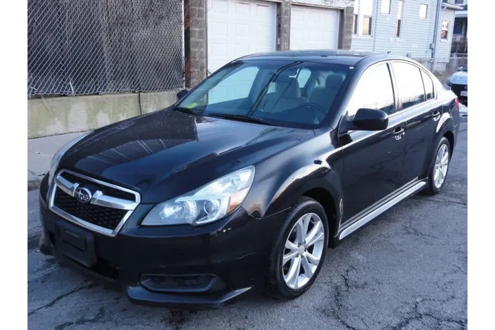 $5950 : 2013 Legacy 2.5i Premium image 1