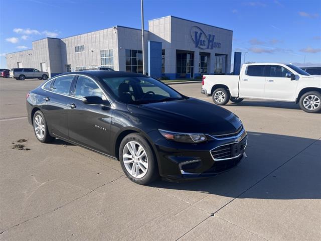 $11994 : Pre-Owned 2018 Malibu LT image 6