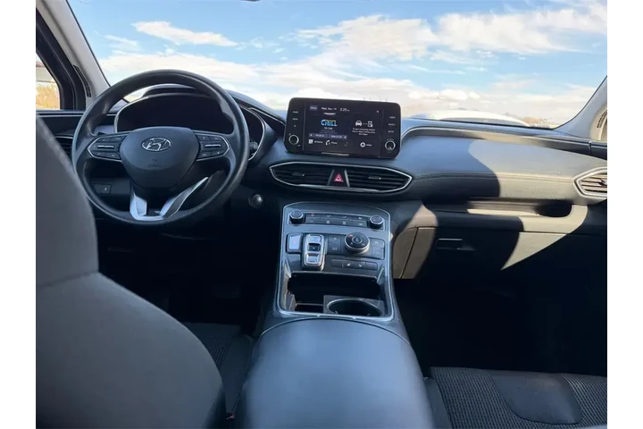 $16000 : Hyundai SANTA FE 2021 AWD SE image 5