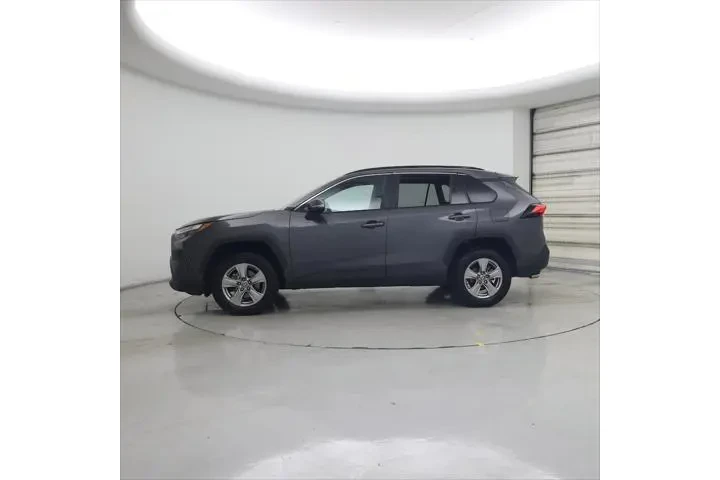 $26998 : Toyota RAV4 2023 XLE 4dr SUV image 3