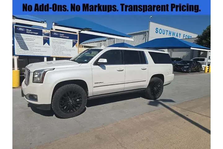 $17498 : GMC Yukon XL 2016 4x4 Denali image 1