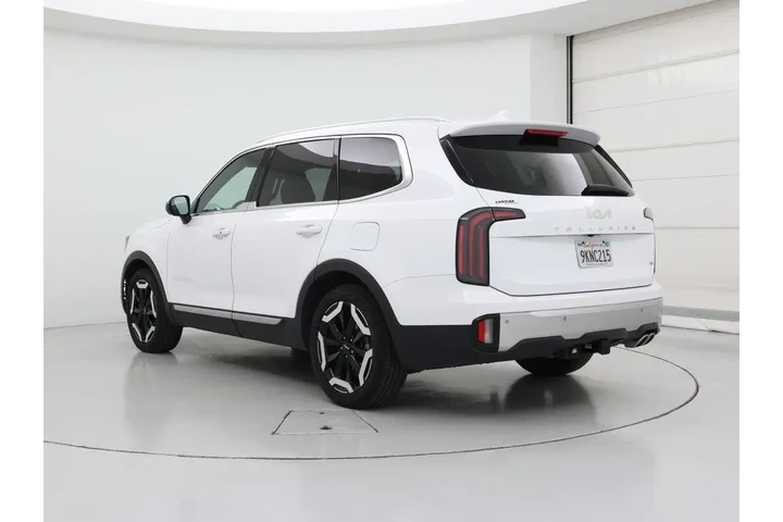 $38998 : Kia Telluride 2024 AWD EX 4d image 2