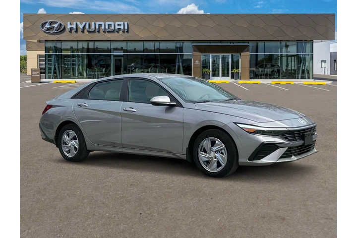 $19730 : Hyundai ELANTRA 2024 SE 4dr image 10