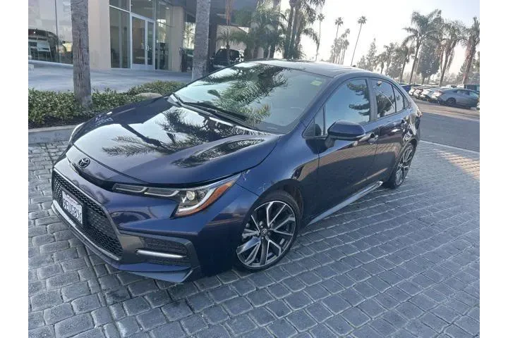 $19995 : Toyota Corolla 2021 XSE 4dr image 2