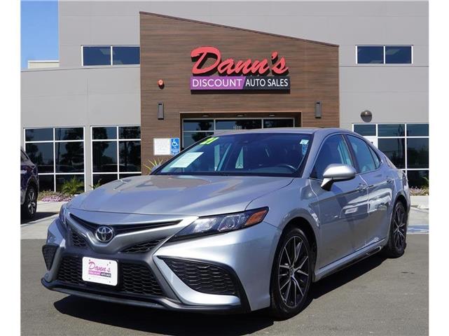 $23600 : 2021 Camry SE Sedan 4D image 1