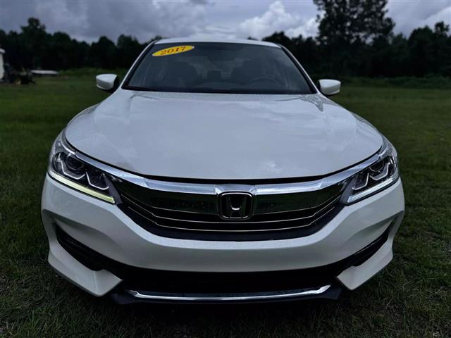 $14990 : 2017 HONDA ACCORD image 5