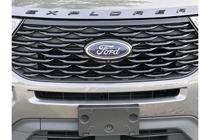 $36990 : Ford Explorer 2023 AWD ST-Li image 7