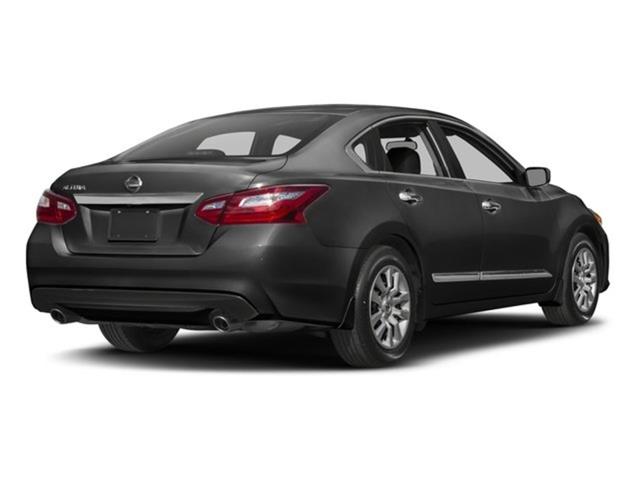 $12847 : 2017 Nissan Altima image 2