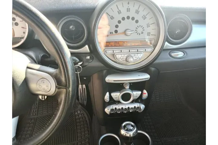 $8990 : MINI Cooper Clubman 2010 S 3 image 7