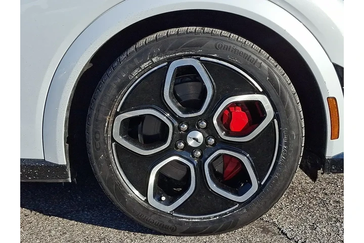 $33995 : Ford Mustang Mach-E 2023 AWD image 9