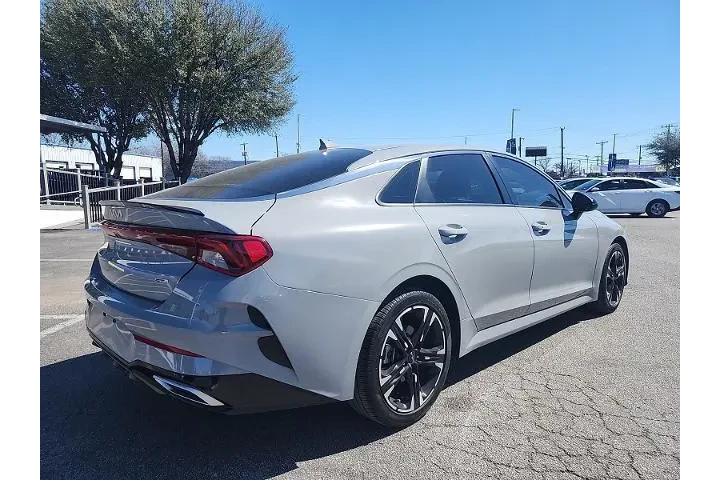 $28998 : Kia K5 2023 GT-Line 4dr Seda image 3