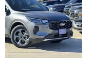 $25529 : Ford Escape 2025 ST-Line 4dr thumbnail