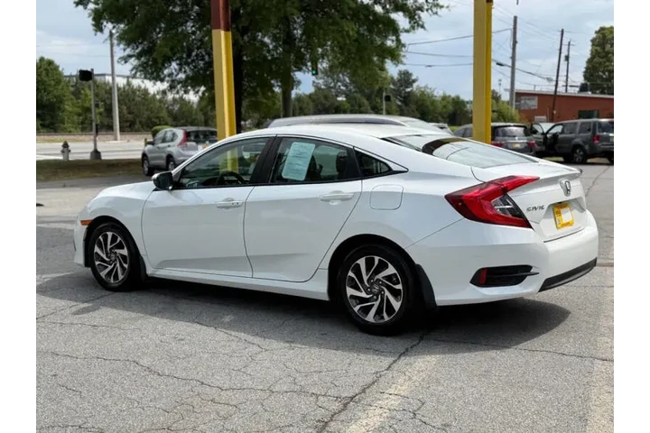 2016 Civic EX image 5