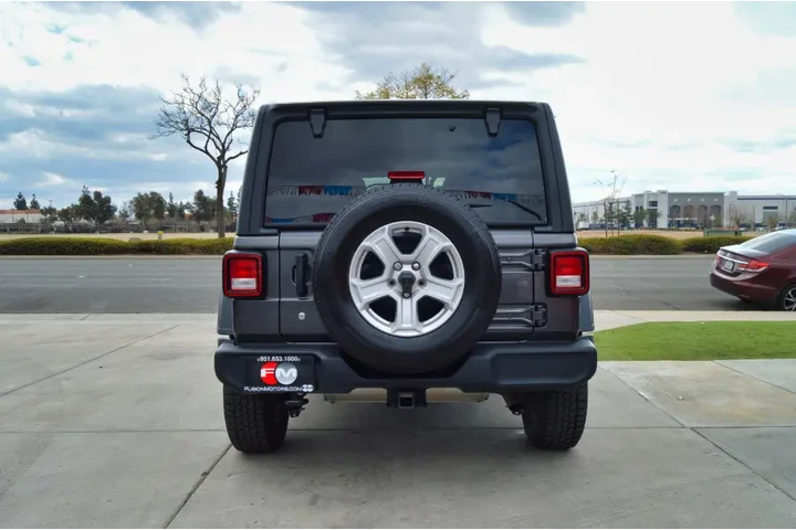 $23995 : Used 2019 Wrangler Unlimited image 4