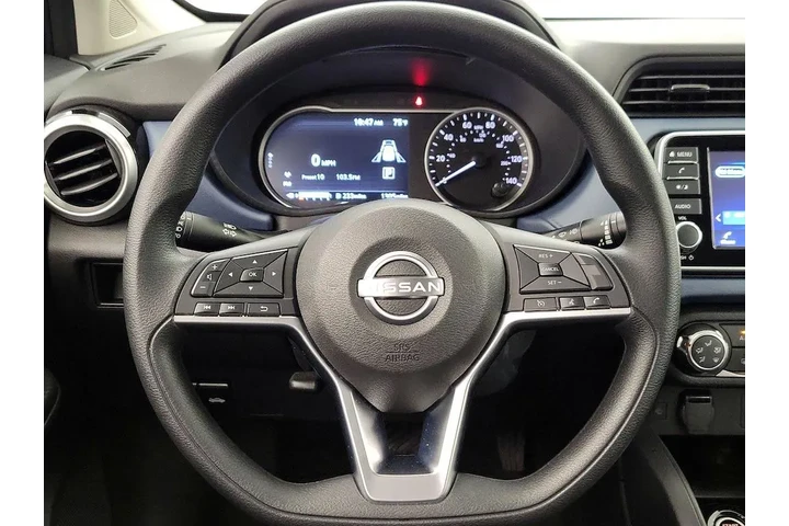 $20998 : Nissan Versa 2025 SV 4dr Sed image 10