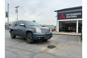 GMC Yukon 2008 AWD Denali 4d