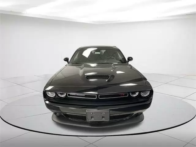 $26956 : Pre-Owned 2022 Challenger R/T image 9