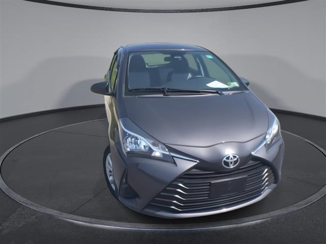 $17000 : PRE-OWNED 2018 TOYOTA YARIS LE image 3