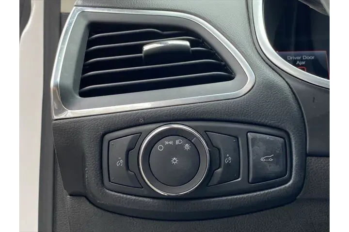 $14189 : Ford Edge 2018 Titanium 4dr image 10