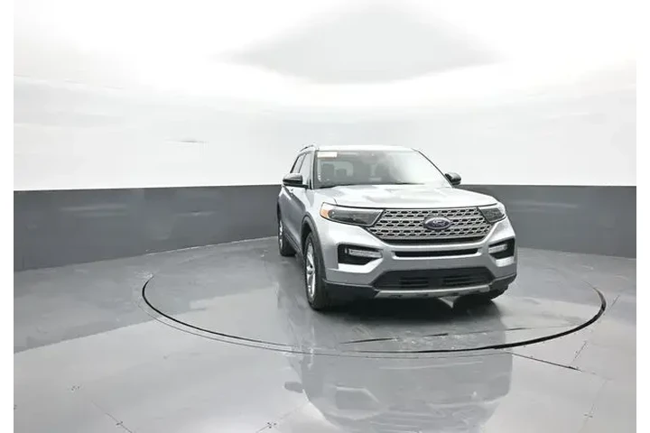 $35899 : Ford Explorer 2023 AWD Limit image 2