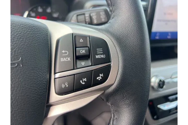 $30315 : Ford Explorer 2023 AWD XLT 4 image 10