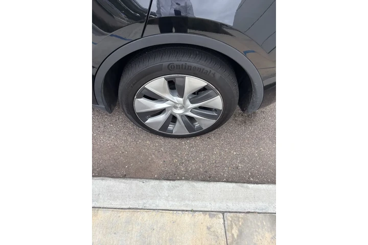 $35900 : Tesla Model Y 2024 AWD Long image 9