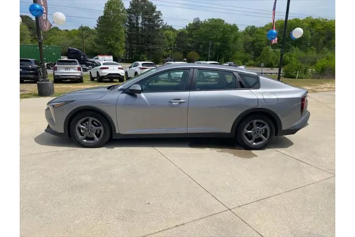 $18920 : Kia K4 2025 LXS 4dr Sedan image 3