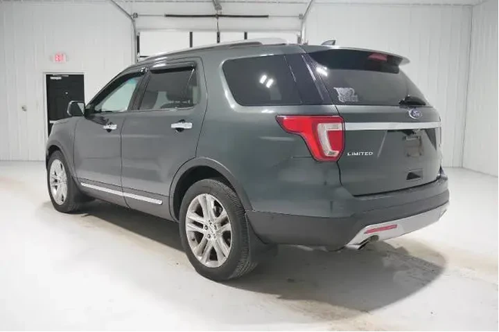 $17700 : Ford Explorer 2016 AWD Limit image 7