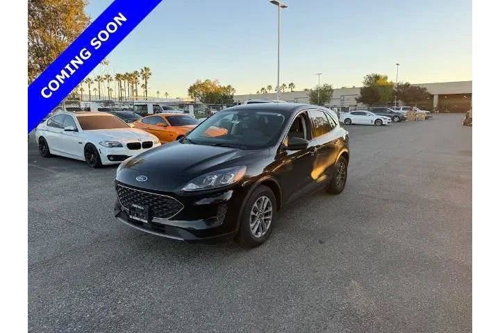 $17900 : Ford Escape 2022 SE 4dr SUV image 1