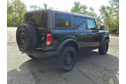 $36998 : Ford Bronco 2023 4x4 Black D thumbnail