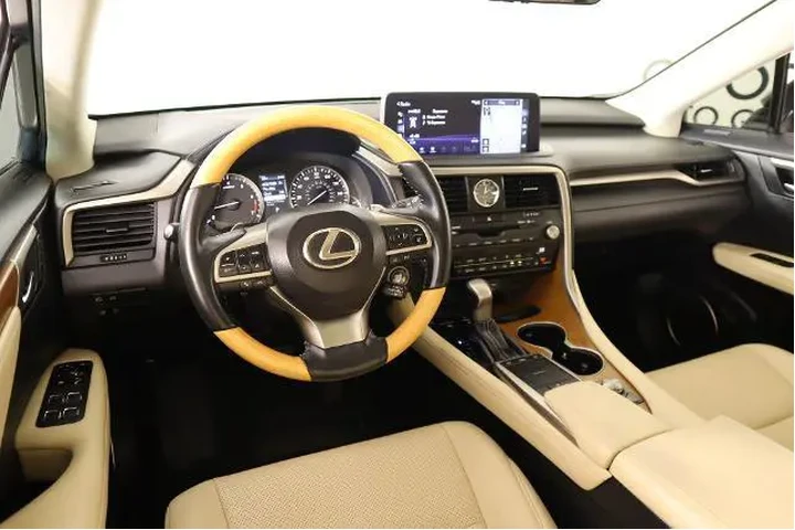 $28685 : Lexus RX 350 2021 4dr SUV image 2