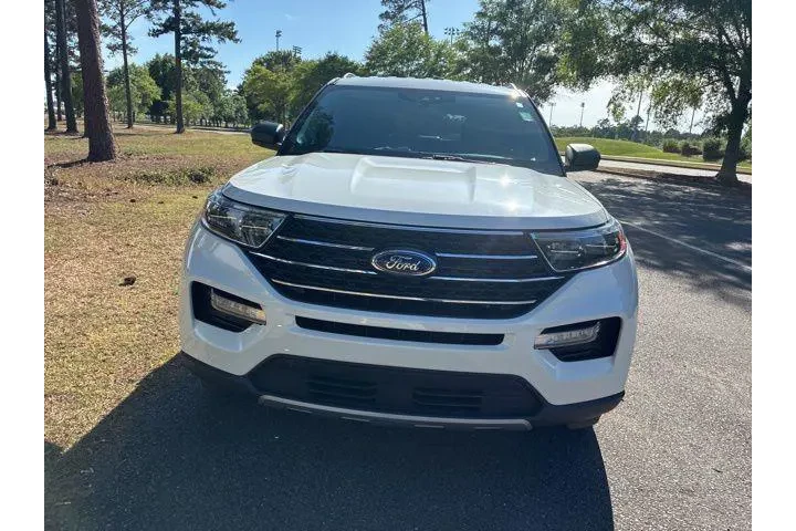 $33871 : Ford Explorer 2023 XLT 4dr S image 8