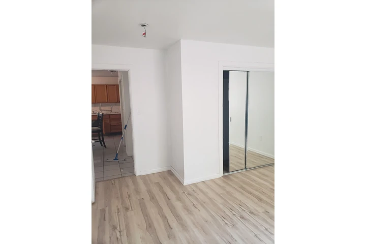 $850 : Cuarto de Renta Los Angeles image 1