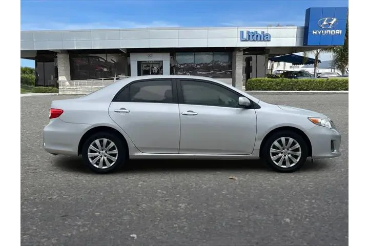 $7899 : Toyota Corolla 2012 LE 4dr S image 9