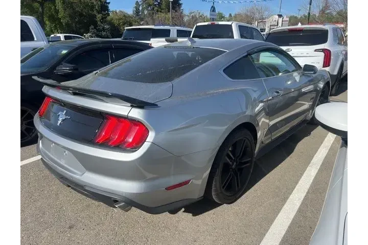 $23988 : Ford Mustang 2021 EcoBoost 2 image 5