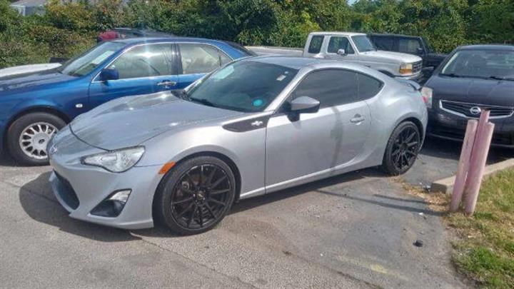 $17500 : 2016 FR-S image 1