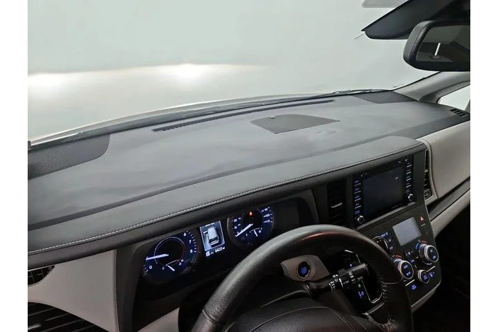 $28998 : Toyota Sienna 2018 XLE 8-Pas image 9