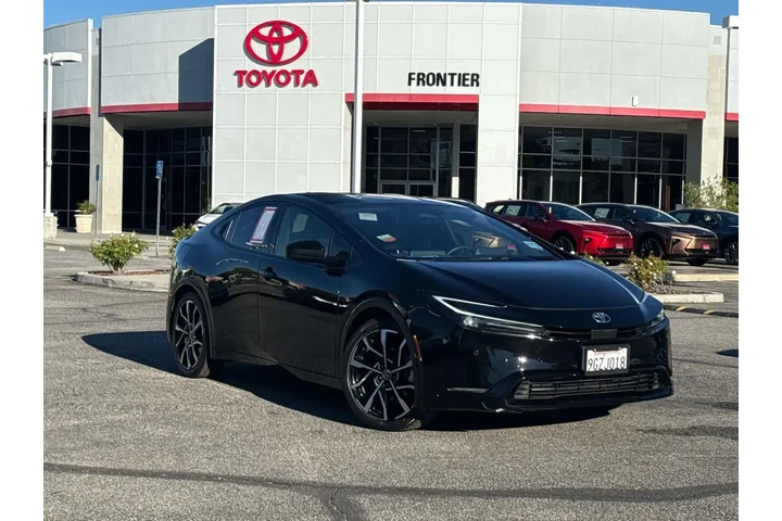 $31570 : Toyota Prius Prime 2023 SE 4 image 1