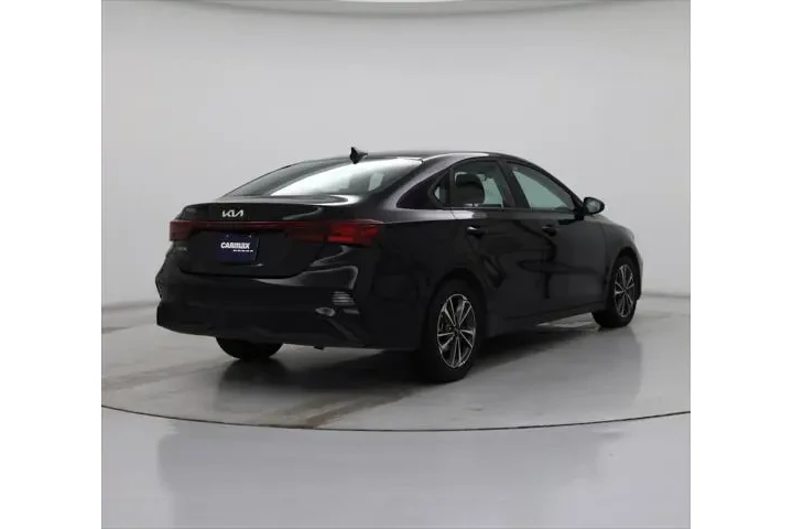 $18998 : Kia Forte 2024 LXS 4dr Sedan image 8