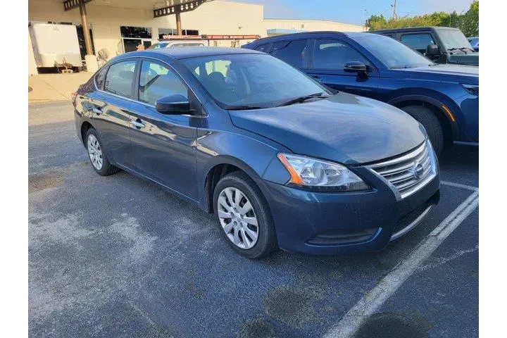 $8492 : Nissan Sentra 2015 S 4dr Sed image 3