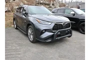 Toyota Highlander 2023 AWD L en Poughkeepsie