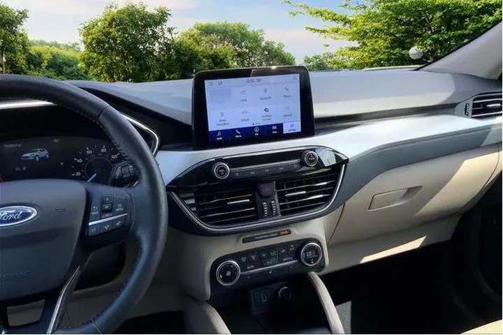 $15382 : Ford Escape 2020 SEL 4dr SUV image 9