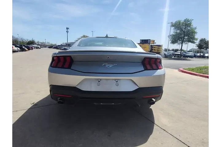 $28496 : Ford Mustang 2024 EcoBoost P image 4