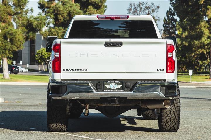 $59999 : 2023 Silverado 2500HD LTZ image 9