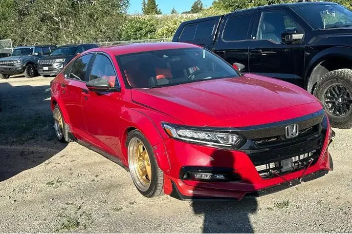 $18574 : Honda Accord 2018 Sport 4dr image 2