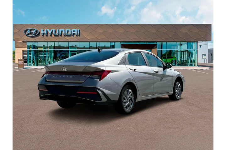 $26485 : Hyundai ELANTRA Hybrid 2025 image 7